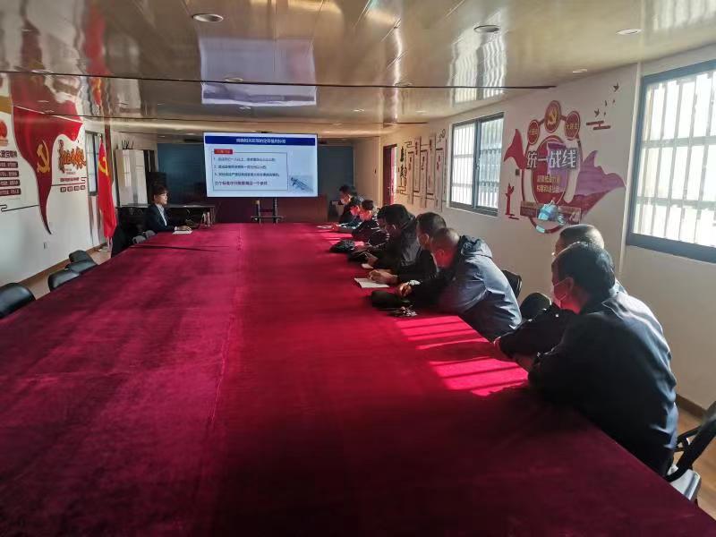 公交集團(tuán)事業(yè)一部開展重點駕駛員安全生產(chǎn)專題培訓(xùn)