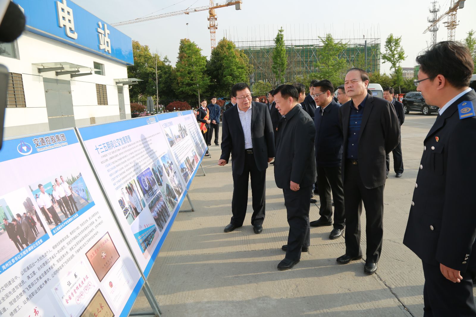 市委副書記、代市長方偉到公交集團(tuán)調(diào)研督查工作