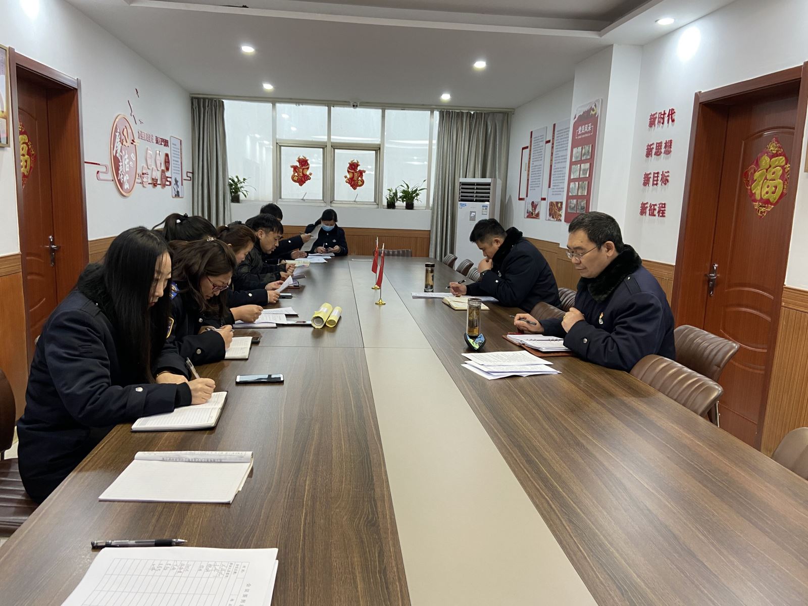 強(qiáng)化運(yùn)營(yíng)管理  提高服務(wù)質(zhì)量