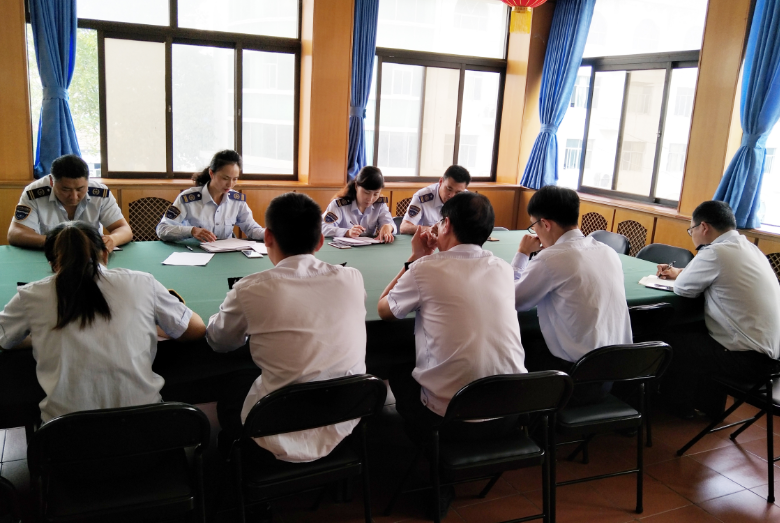 公交集團(tuán)佳連公司扎實(shí)做好“中秋、國慶”雙節(jié)期間作風(fēng)建設(shè)