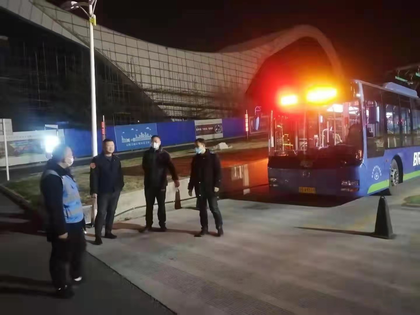 “查漏洞、揭問題、嚴(yán)整改” 快速公交事業(yè)部開展事故隱患大排查工作