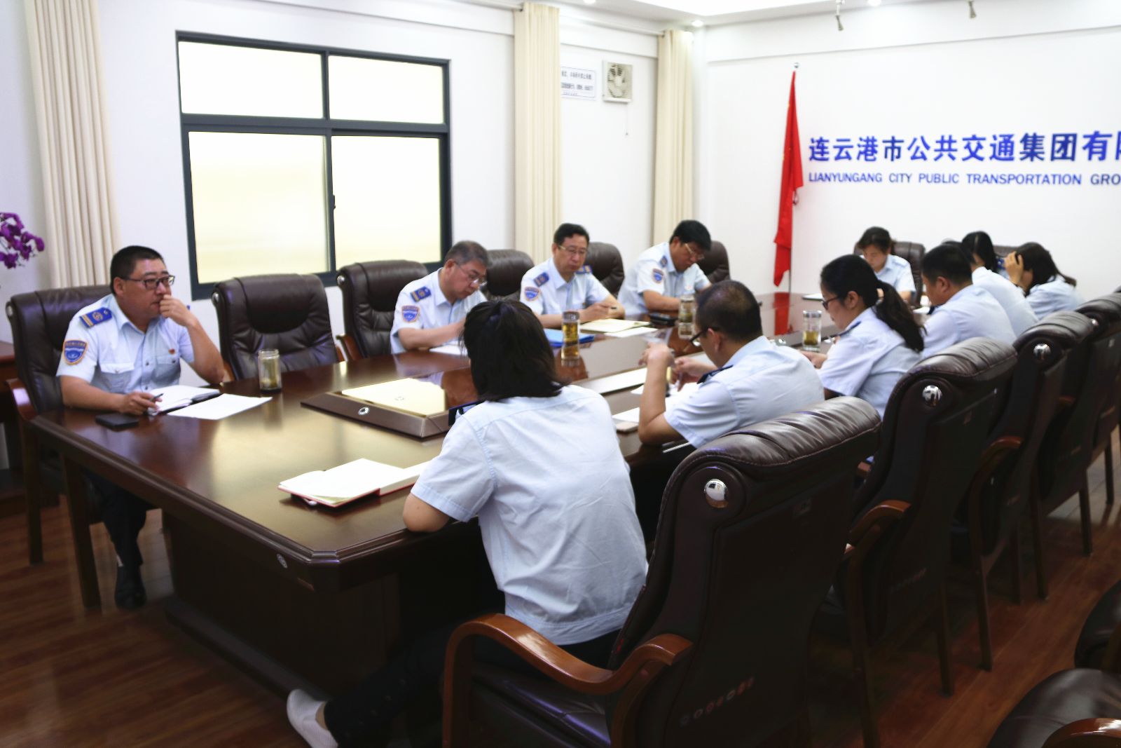 抓關(guān)鍵、推進程，公交集團召開機關(guān)部室辦公會