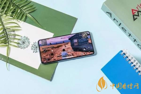 iqoo5值得入手嗎？旗艦“水桶機”入手到底虧不虧！