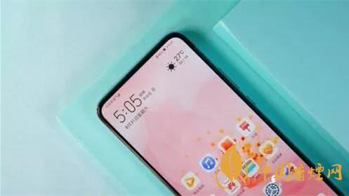 華為暢享20plus和realmev3哪個(gè)好？?jī)煽钍謾C(jī)參數(shù)對(duì)比測(cè)評(píng)