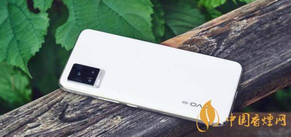 vivoy70s和vivos7哪個好？vivoy70s和vivos7兩款手機(jī)參數(shù)對比