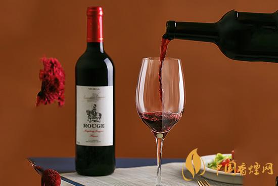 存放葡萄酒時(shí)酒瓶怎樣放置？葡萄酒存放的正確方法