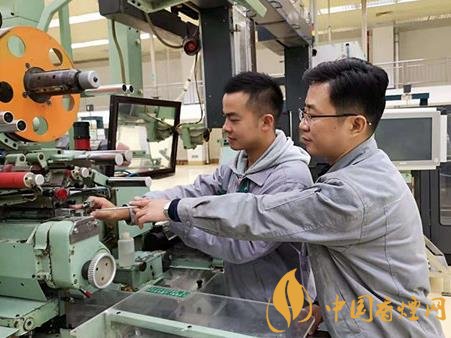 玉溪卷煙廠啟動(dòng)工匠型人才培育 促進(jìn)卷煙人才建設(shè)！